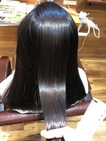 ヘアーデザイン イロ(hair design ILO)&nbsp;縮毛矯正でツヤを