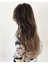 リアン(Lien)&nbsp;外国人風バレイヤージュ/MARINA