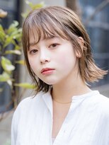 ロイジー(roijir)&nbsp;【roijir 表参道】大人耳掛けショートボブ×くすみベージュ