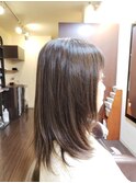 セミロングスタイル