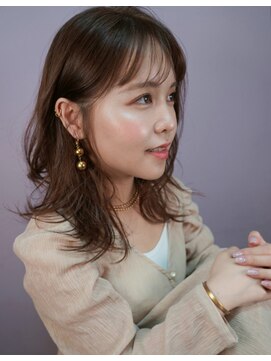 アンテシニヨン(Un the Shiniyon) ふんわりミディアム