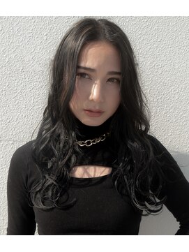 ティアラ 桜木町(TIARA) シークレットハイライト/ブルーブラック/抜け感/センターパート