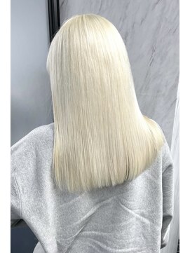 ランズ(LANDS) ホワイトブロンド【韓国 大阪 梅田】