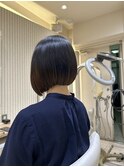 艶感アシンメトリーボブ