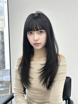 ユーフォリア 渋谷グランデ(Euphoria SHIBUYA GRANDE)&nbsp;レイヤーカット　ぱっつん前髪　ワイドバング