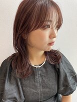 ミラ(MIRA)&nbsp;顔まわりカット／顔まわりレイヤー／ピンクブラウン／梅田美容室