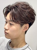 フィフス 渋谷(fifth)&nbsp;渋谷ニュアンスフェザーパーマ毛流れセンターパートツーブロック