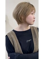 エメ(aimer)&nbsp;広がりやすい方へのショートスタイル/弘前