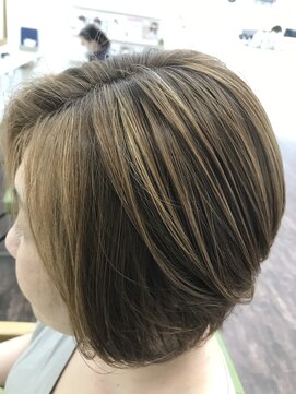 マジックデイズ(Magic Days) 白髪を活かしてハイライト