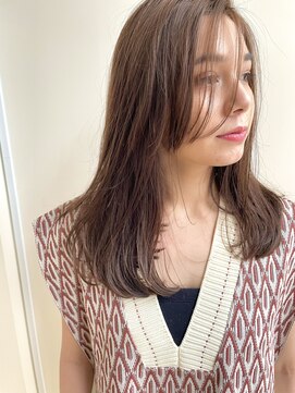 アンユージュアル(unusual) 大人可愛い前髪ありシナモングレージュイルミナカラー20代30代