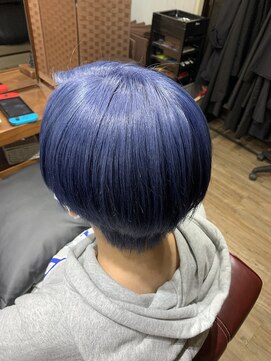 アヤメ(ayame) 【ayame大泉学園】ハイブリーチ_デザインカラー_ブルーヘア