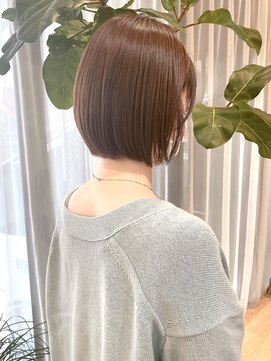 カルナ バイ エルモ(calna by ELMO) ぷつっとボブ　ピンクブラウン