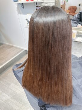 フェリーシェス(Felichesse) ツヤ髪大人ロングストレート♪10代20代30代40代50代