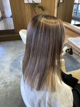 フラム(fulam) 伸びても気にならないハイライトカラー