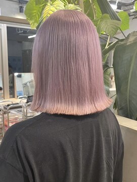 サンクプロジェクト(cinq PROJECT) ハイトーン切りっぱなしショートボブミルクティーピンクベージュ