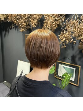 ランタン(LANTERN) 丸みショート×オレンジブラウン