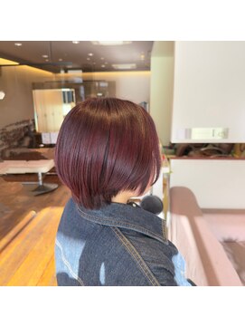 レイ 上永谷店(Ley) 丸みショート/マッシュショート/チェリーレッド