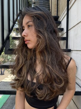 トリートメントパーマ/ブリーチハイライトウェーブヘア