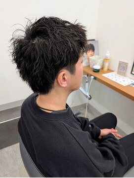 アイティ バイ イロヘア(aiti by ilo.hair) " 大人な男性にもおすすめ" 短髪×ツイスパ/ メンズパーマ