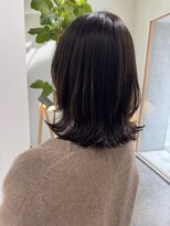 シロ(shiro)&nbsp;【間宮】レイヤースタイル/艶髪