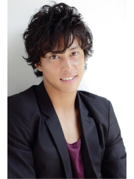 アクティフ(actif) 外ハネウェーブショート