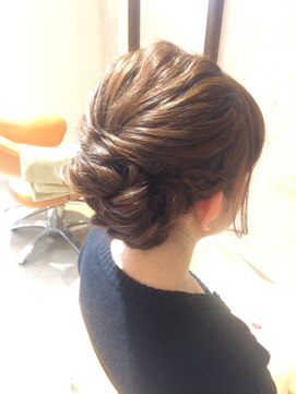 シエル(hair terrace Ciel) 今風アップ♪