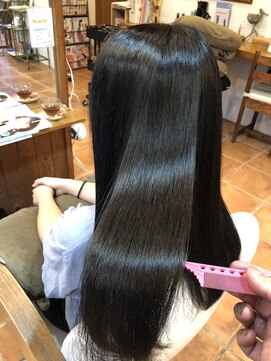 アミュゼラヴィ(amuser ravie) 艶髪/アッシュブラック/アッシュオリーブ