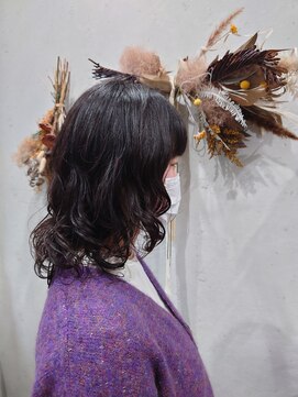 クルリ(Kururi) ウェーブミディ