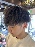 ウルフ アッシュブラック カルマパーマ ベリーショート