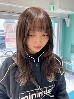 リーホリエ(Lee Horie) ロングレイヤーカット 【MOMOKA】