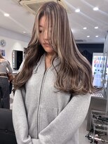 キング 高槻(K!ng)&nbsp;縮毛矯正髪質改善ハイライトレイヤーカット高槻美容室エクステ