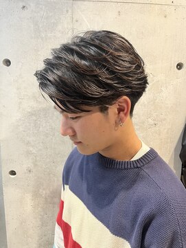 リベルテ グリット(Liberte Grit) フェザーパーママッシュセンターパート20代30代メンズパーマ