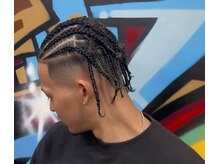 特殊ヘア色々できます。詳しくはインスタで。