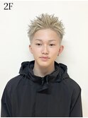 ホワイトブロンドスパイキーショート
