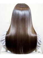 メゾンe.m.a(MAISON e.m.a)&nbsp;美髪ストレート×髪質改善◎艶髪ロング20代30代ココアブラウン