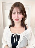 ・大人ガーリーダークアッシュミディアムレイヤー似合わせカット