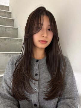 ヨーク(YOKE) レイヤーカットロングレイヤーダブルカラーグレージュ