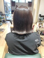 サラ(sarah)&nbsp;切りっぱなしボブ