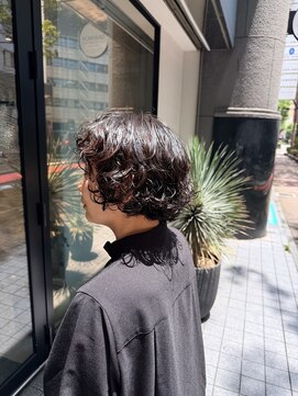 クエンチ(QUENCH) オシャレオトナノパーマ
