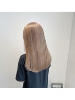 ルイス 宝塚(Luis)&nbsp;坂本ハニーベージュ艶感ストレートセミロング