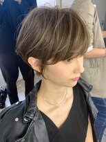 アヴァロン(AVALON)&nbsp;絶壁解消×センシュアルショート×シャンパライトカラー