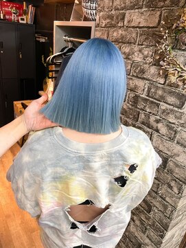 ヘアビューティースタジオ ラルガ(Hair beauty studio Raruga) アクアブルー
