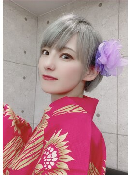 アンディヴァイド(UNDIVIDE) ミスエミリ（グレーシルバーカラー）