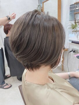 ル クール 青葉台(Le couel) 大人可愛い20代30代40代黒髪前下がりショートボブ丸みショート