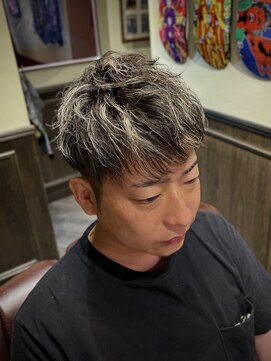 バレス 田町(BALES) ツーブロックダブルブリーチメッシュ<理容室>[メンズ]