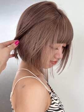 サイン 渋谷(SIGN) レイヤーカットイヤリングカラーインナーカラーケアブリーチ