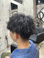 カーニー 上野(kearny)&nbsp;ツイストスパイラルパーマ縦落ちパーマメンズ波巻きパーマ