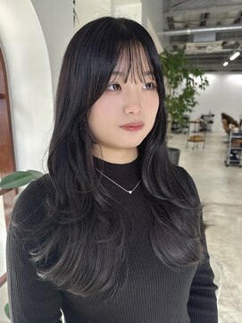 ソピ バイ インビテーション(sopi by invitation) ダークラベンダー ロングレイヤー レイヤーカット くびれヘア