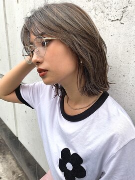 ロゼ 京橋(Rose) 【ROSE】ハイライトカラー＿レイヤーカット＿レイヤーボブ