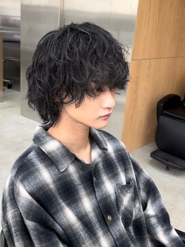 フィフス 天神大名(fifth) マッシュウルフとも相性の良い、シャドウパーマスタイル